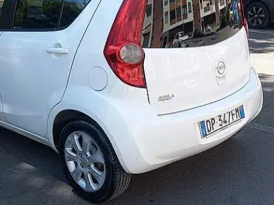 Usata Opel Agila 65 CV (47 kW) 2008 Utilitaria