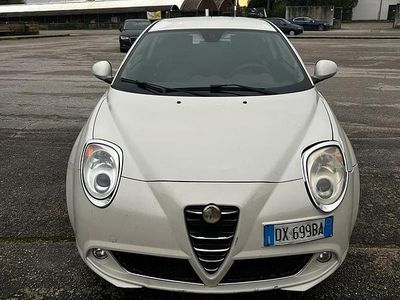Usata Alfa Romeo MiTo Distinctive 90 CV (66 kW) 2009 Bianco Utilitaria