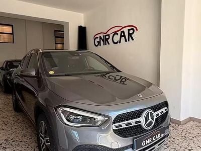 Usata Mercedes GLA200 150 CV (110 kW) 2023 Grigio SUV