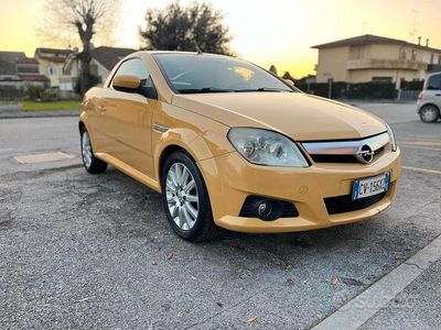 Usata Opel Tigra 2005 Giallo Cabrio