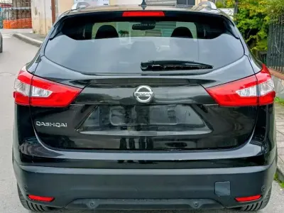 Usata Nissan Qashqai 115 CV (84 kW) 2017 Nero SUV