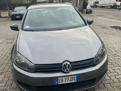 Usata VW Golf VI 122 CV (89 kW) 2010 Utilitaria