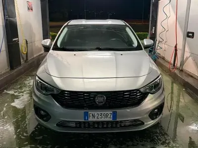 Usata Fiat Tipo 95 CV (69 kW) 2018 Grigio Berlina