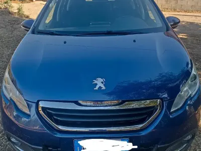 Usata Peugeot 2008 92 CV (67 kW) 2013 Bluazzurro SUV