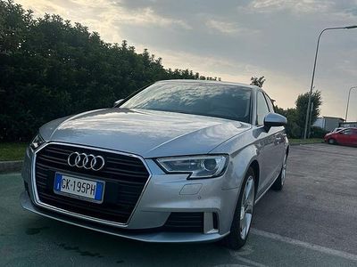 Usata Audi A3 116 CV (85 kW) 2019 Grigio Berlina