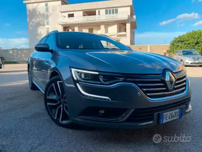 Usata Renault Talisman 131 CV (96 kW) 2016 Grigio Berlina