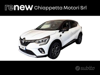 Usata Renault Captur Intens 160 CV (117 kW) 2021 Bianco tetto nero SUV