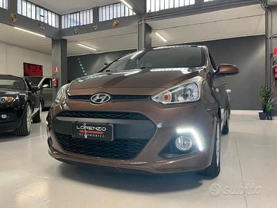 Usata Hyundai i10 67 CV (49 kW) 2014 Marrone Utilitaria