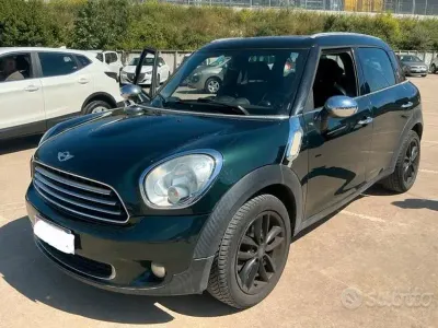 Usata Mini Cooper D Countryman 111 CV (81 kW) 2011 Verde SUV