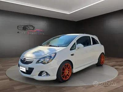 Usata Opel Corsa OPC 192 CV (141 kW) 2013 Bianco Utilitaria