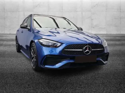 Usata Mercedes C220 AMG Line Premium 200 CV (147 kW) 2025 Blu/azzurro SUV