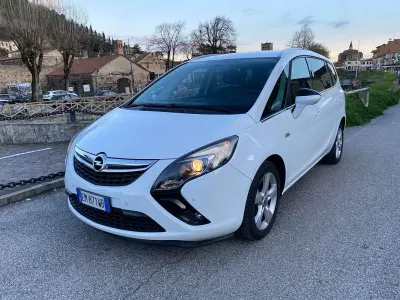 Usata Opel Zafira Tourer Cosmo 150 CV (110 kW) 2012 Monovolume