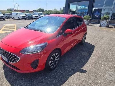 Usata Ford Fiesta Titanium 75 CV (55 kW) 2022 Rosso Utilitaria