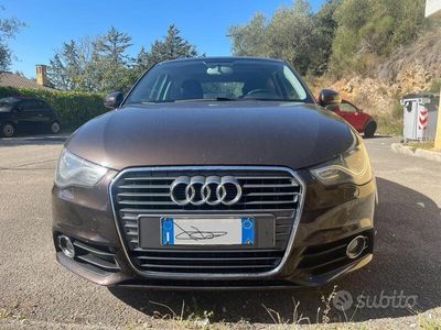 usata Audi A1 1.6 TDI Ambition 105 cv