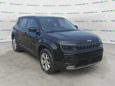Usata Jeep Avenger Altitude 101 CV (74 kW) 2024 Nero SUV