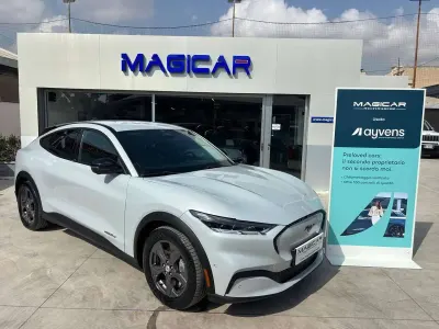 Usata Ford Mustang Mach-E Standard Range 100 kW (136 CV) 2024 Icon silver SUV