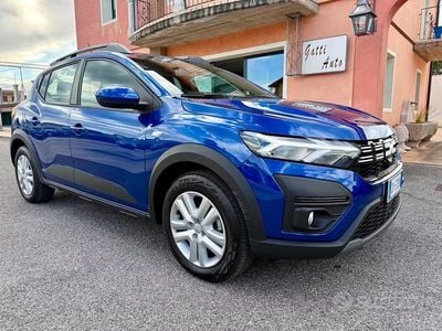 Usata Dacia Sandero Expression 91 CV (66 kW) 2024 Blu/azzurro Berlina