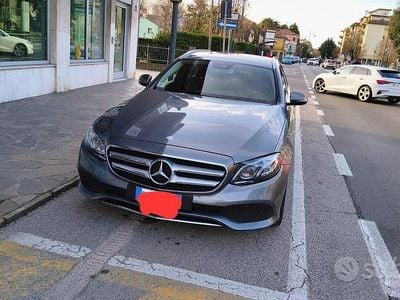 Usata Mercedes E200 184 CV (135 kW) 2017 Grigio Station wagon