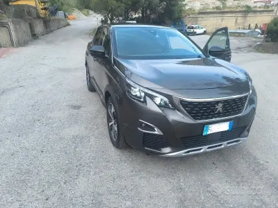 Usata Peugeot 3008 120 CV (88 kW) 2017 Verde SUV