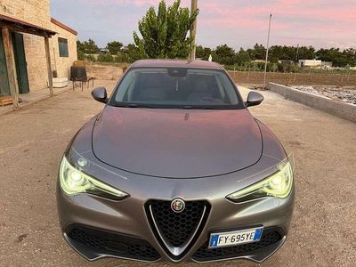 Usata Alfa Romeo Stelvio Executive 190 CV (139 kW) 2019 Grigio SUV