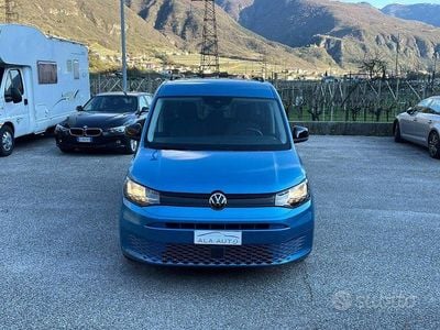 Usata VW Caddy 122 CV (89 kW) 2023 Blu Monovolume