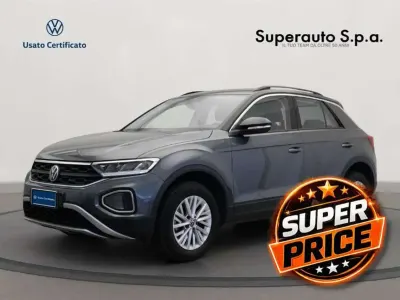 Usata VW T-Roc Life 116 CV (85 kW) 2023 Grigio scuro SUV