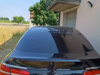 Usata Mercedes GLC220 194 CV (142 kW) 2019 Nero SUV