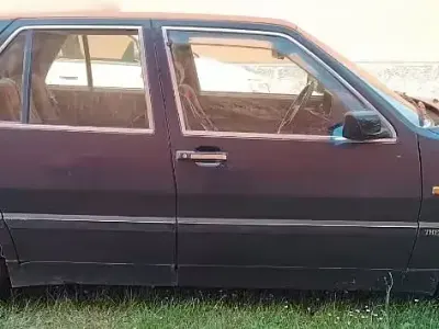 Usata Lancia Thema 147 CV (108 kW) 1990 Nero Berlina