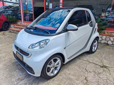 Begagnad Smart ForTwo Coupé 71 HK (52 kW) 2010 Vit Sportkupé