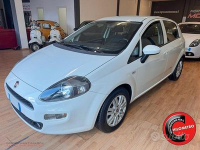 Bianco Usata 2016 Fiat Punto Lounge Utilitaria | 7999 € (Cara)