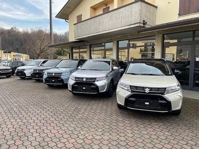 Nuova Suzuki Vitara Cool 129 CV (94 kW) 2025 Blue/gray roof SUV