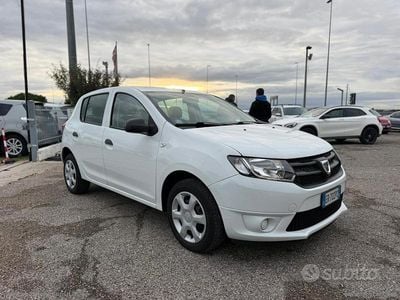 Usata Dacia Sandero Ambiance 75 CV (55 kW) 2013 Other Berlina