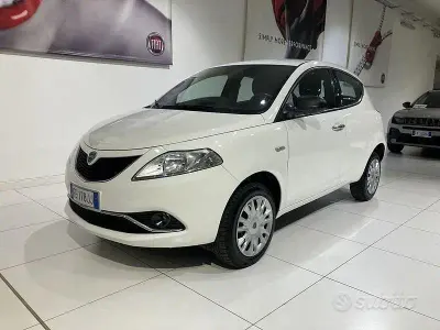 Brugt Lancia Ypsilon 80 HK (58 kW) 2016 Hvid Hatchback