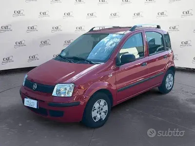 Usata Fiat Panda Pop 69 CV (50 kW) 2012 Rosso Utilitaria
