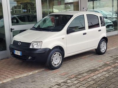 Usata Fiat Panda Active 60 CV (44 kW) 2010 Bianco Utilitaria