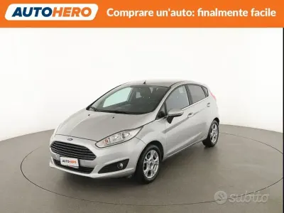 Gebraucht Ford Fiesta Titanium 60 PS (44 kW) 2016 Silber Kleinwagen