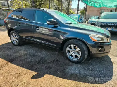 Usata Volvo XC60 175 CV (128 kW) 2010 Nero SUV