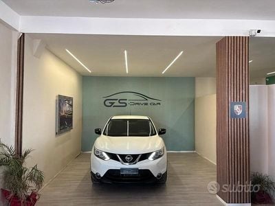 Usata Nissan Qashqai Tekna 131 CV (96 kW) 2014 Bianco SUV