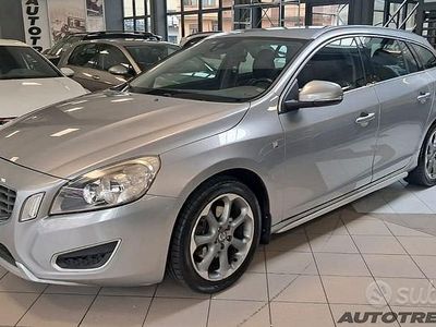 Usata Volvo V60 Ocean Race 163 CV (119 kW) 2012 Grigio Station wagon