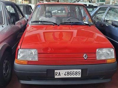 Usata Renault Master 54 CV (39 kW) 1989 Rosso Berlina