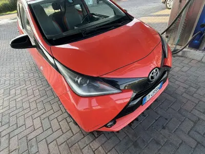 Usata Toyota Aygo 69 CV (50 kW) 2015 Utilitaria