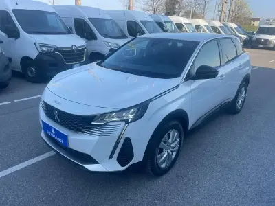 Usata Peugeot 3008 Business-Line 131 CV (96 kW) 2022 Bianco SUV