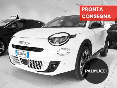 Usata Fiat 600 La Prima 110 CV (80 kW) 2025 Antidote white SUV