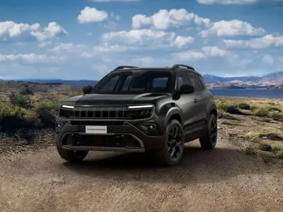 Nieuw Jeep Avenger Overland 145 PK (106 kW) 2026 Zwart SUV