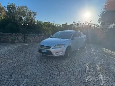 Usata Ford Mondeo 140 CV (102 kW) 2007 Grigio Berlina