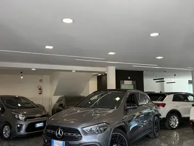 Usata Mercedes GLA200 AMG Line Premium 150 CV (110 kW) 2024 Grigio SUV