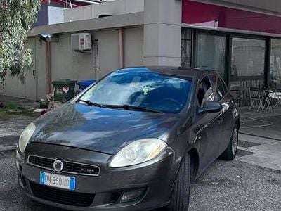 Usata Fiat Bravo Dynamic 105 CV (77 kW) 2007 Grigio Utilitaria