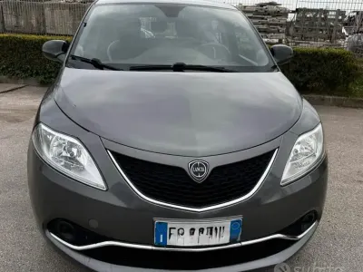Usata Lancia Ypsilon