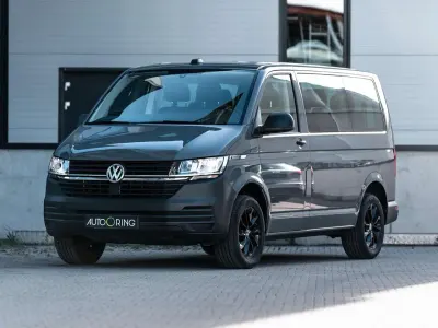 Usata VW Caravelle 150 CV (110 kW) 2024 Pure grey Furgone