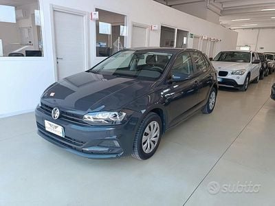 Usata VW Polo Comfortline 65 CV (47 kW) 2018 Grigio Utilitaria